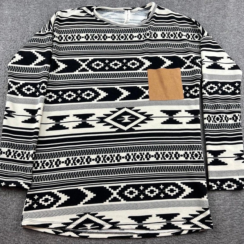 Vanilla Bay Women's Large Tribal Print Long Sleeve Top Black White Pocket